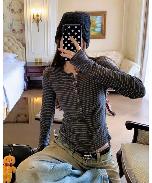inst.ALL(インストール)の「ボーダーヘンリーネックトップス(Tシャツ/カットソー・レディース・グレー/ダークベージュ・M)」の7枚目の写真