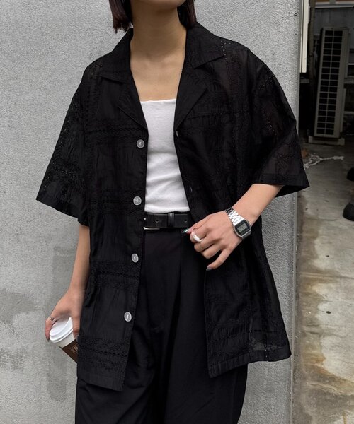 CIAOPANIC TYPY（チャオパニックティピー）の「【UNISEX】レース刺繍シャツ/WEB限定（シャツ/ブラウス・メンズ・ホワイト/ブラウン/ブラック・LARGE/MEDIUM）」の2枚目の写真