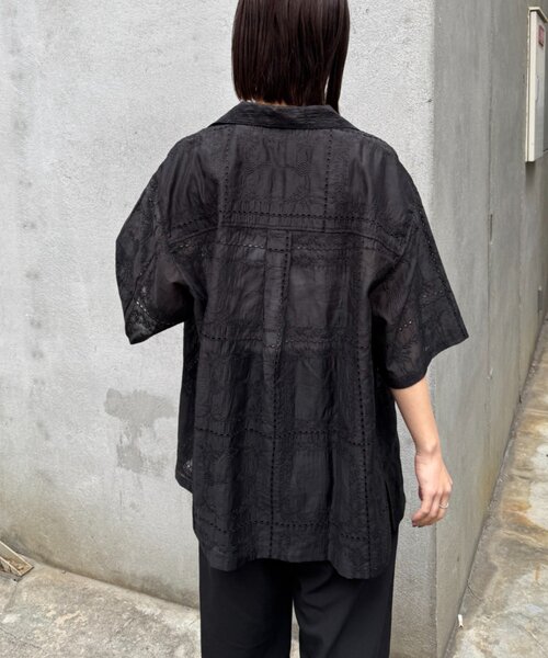 CIAOPANIC TYPY(チャオパニックティピー)の「【UNISEX】レース刺繍シャツ/WEB限定カラーあり(シャツ/ブラウス・レディース・ホワイト/ブラウン/ブラック・LARGE/MEDIUM)」の14枚目の写真