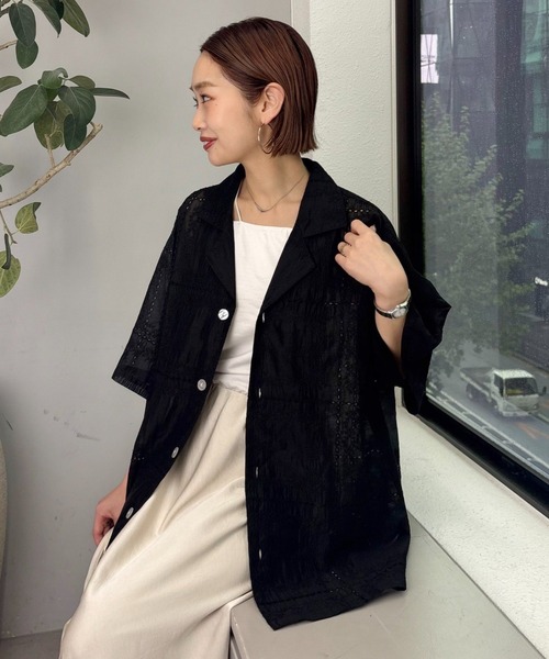 CIAOPANIC TYPY(チャオパニックティピー)の「【UNISEX】レース刺繍シャツ/WEB限定カラーあり(シャツ/ブラウス・レディース・ホワイト/ブラウン/ブラック・LARGE/MEDIUM)」の2枚目の写真
