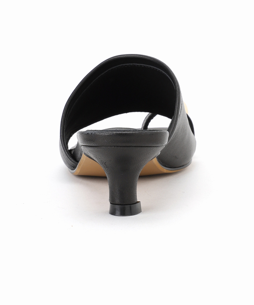 La TOTALITE（ラトータリテ）の「REMME/レメ メタルモチーフトングミュール（サンダル・レディース・ベージュ/ブラック・38/37/36）」の14枚目の写真