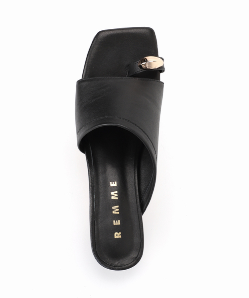 La TOTALITE（ラトータリテ）の「REMME/レメ メタルモチーフトングミュール（サンダル・レディース・ベージュ/ブラック・38/37/36）」の16枚目の写真