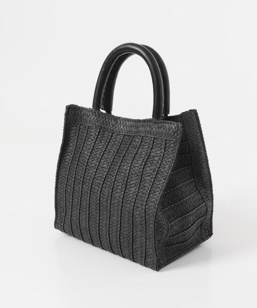 URBAN RESEARCH DOORS(アーバンリサーチドアーズ)の「ソフトハンドルカゴバッグ(ハンドバッグ・レディース・ブラック/グレー系その他・ONE)」の6枚目の写真