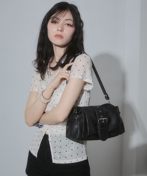 ENVYM（アンビー）の「スキッパータックブラウス（Tシャツ/カットソー・レディース・ブラック/ホワイト系その他/ベージュ/ブルー/ブラック系その他・FREE）」の20枚目の写真