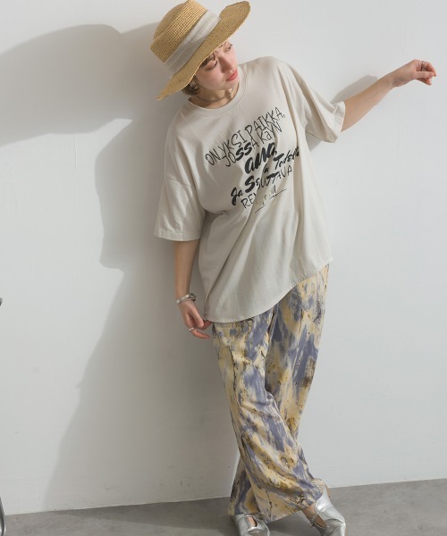 MAFRAIS(マフレ)の「ソフト天竺 接触冷感 ロゴビッグTシャツ(Tシャツ/カットソー・レディース・ネイビー/オフホワイト/グレー・FREE)」の9枚目の写真