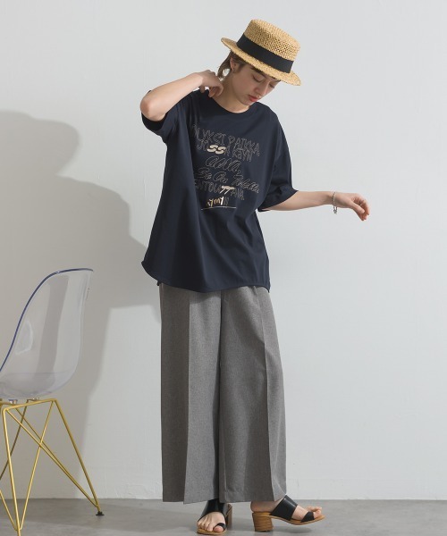 MAFRAIS(マフレ)の「ソフト天竺 接触冷感 ロゴビッグTシャツ(Tシャツ/カットソー・レディース・ネイビー/オフホワイト/グレー・FREE)」の21枚目の写真
