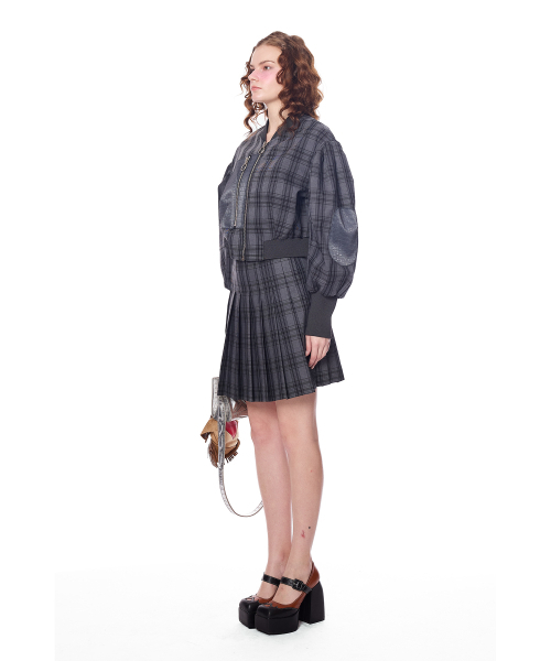 GREEDILOUS(グリディアス)の「Check print cropped Jumper(その他アウター・レディース・その他・X-SMALL/SMALL/MEDIUM/LARGE)」の3枚目の写真