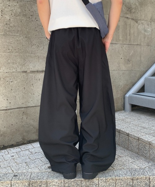 link lot(リンクロット)の「バルーンシルエットワイドスラックス(スラックス・メンズ・グレー/ブラック・M/L)」の11枚目の写真