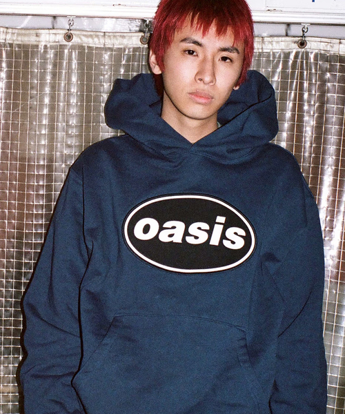 PLEASURES（プレジャー）の「PLEASURES × OASIS KNEBWORTH HOODIE（パーカー・メンズ・ネイビー・MEDIUM/LARGE）」の2枚目の写真