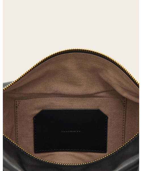 ALLSAINTS(オールセインツ)の「LUNA SLOUCHY LEATHER CROSSBODY BAG | LUNA スラウチー レザー クロスボディー バッグ(ショルダーバッグ・レディース・ブラック・ONE SIZE)」の10枚目の写真