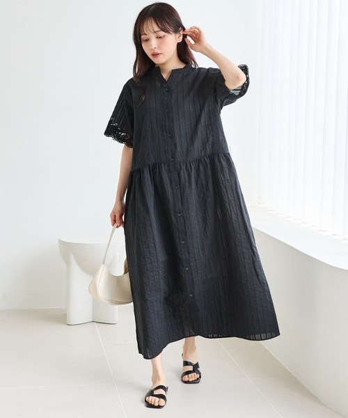 LAVEANGE(ラビアンジェ)の「【洗える】袖刺繍ドビーストライプシャツワンピース|涼しく・美しく刺繍が彩る大人のシャツワンピース/スキッパーワンピース/ロング丈/前開き/体型カバー/ナチュラル(シャツワンピース・レディース・ブラウン/ブラック・4L/3L/LL/M)」の16枚目の写真