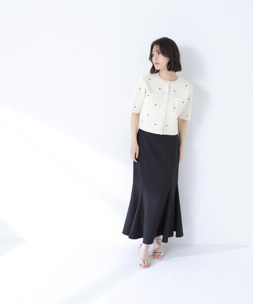 NATURAL BEAUTY BASIC(ナチュラルビューティーベーシック)の「ヘム切替マーメイドスカート(スカート・レディース・ブラック/オフホワイト/ダークブラウン・SMALL/MEDIUM/P/S)」の8枚目の写真
