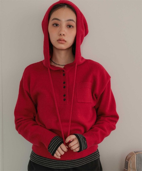miette(ミエット)の「フードニットプルオーバー(ニット/セーター・レディース・レッド/ブラウン系その他/ブラック系その他/チャコール・FREE)」の15枚目の写真