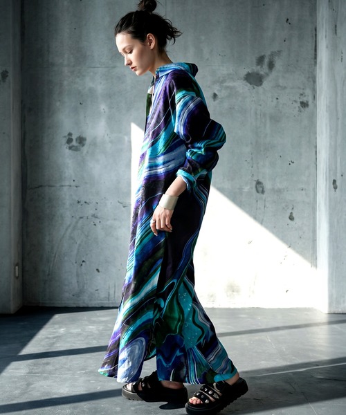 antiqua(アンティカ)の「綿100 アート柄 シャツワンピース(シャツワンピース・レディース・グリーン/ブラック・ONESIZE)」の19枚目の写真