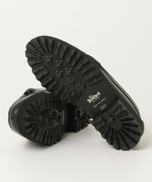 The Kenford Fineshoes(ケンフォードファインシューズ)の「TANK SOLE LOAFERS(ローファー・レディース・ブラック系その他2・22.5cm)」の3枚目の写真