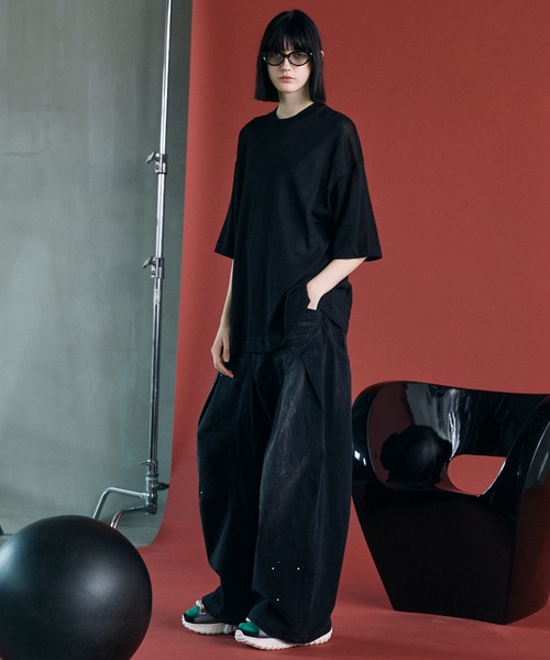 MAISON SPECIAL(メゾンスペシャル)の「《UNISEX》Ramie-SOLOTEX Prime-Over Crewneck Short Sleeve Knit T-shirt/ラミーソロテックスプライムオーバークルーネックショートスリーブニットTシャツ【MAISON SPECIAL/メゾンスペシャル】(Tシャツ/カットソー・メンズ・サックスブルー/ブラック/レッド・0/2/1)」の10枚目の写真