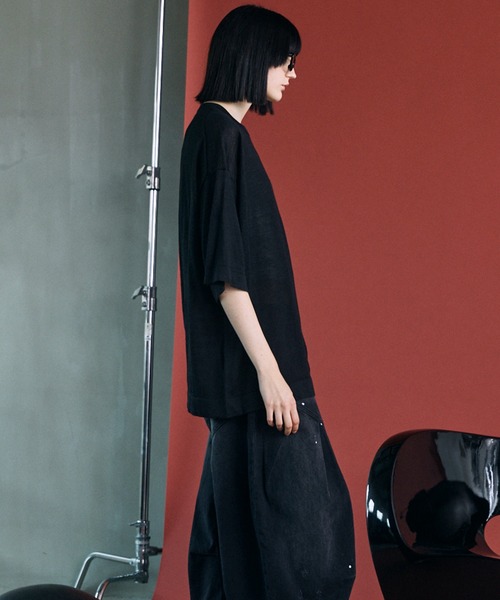 MAISON SPECIAL(メゾンスペシャル)の「《UNISEX》Ramie-SOLOTEX Prime-Over Crewneck Short Sleeve Knit T-shirt/ラミーソロテックスプライムオーバークルーネックショートスリーブニットTシャツ【MAISON SPECIAL/メゾンスペシャル】(Tシャツ/カットソー・メンズ・サックスブルー/ブラック/レッド・0/2/1)」の18枚目の写真