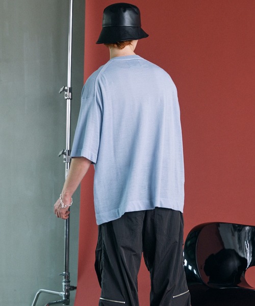 MAISON SPECIAL(メゾンスペシャル)の「《UNISEX》Ramie-SOLOTEX Prime-Over Crewneck Short Sleeve Knit T-shirt/ラミーソロテックスプライムオーバークルーネックショートスリーブニットTシャツ【MAISON SPECIAL/メゾンスペシャル】(Tシャツ/カットソー・メンズ・サックスブルー/ブラック/レッド・0/2/1)」の16枚目の写真