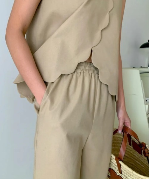 BIRTHDAY BASH（バースデイバッシュ）の「SCALLOPED SET UP LINEN100（スカラップセットアップリネン100%）（サロペット/オーバーオール・レディース・ベージュ・S/M/L）」の5枚目の写真