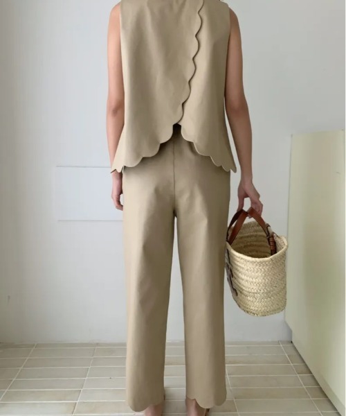 BIRTHDAY BASH（バースデイバッシュ）の「SCALLOPED SET UP LINEN100（スカラップセットアップリネン100%）（サロペット/オーバーオール・レディース・ベージュ・S/M/L）」の9枚目の写真