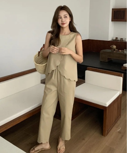 BIRTHDAY BASH（バースデイバッシュ）の「SCALLOPED SET UP LINEN100（スカラップセットアップリネン100%）（サロペット/オーバーオール・レディース・ベージュ・S/M/L）」の7枚目の写真