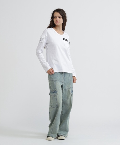 AVIREX（アヴィレックス）の「FATIGUE L/S T-SHIRT（Tシャツ/カットソー・レディース・ネイビー/ホワイト/ブラック/ホワイト系その他/ブラック系その他・M/S/L）」の7枚目の写真