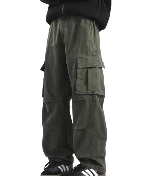 boemy(ボエミー)の「ルーズストレート カーゴパンツ(カーゴパンツ・メンズ・オリーブ/ダークグレー・M/L)」の12枚目の写真