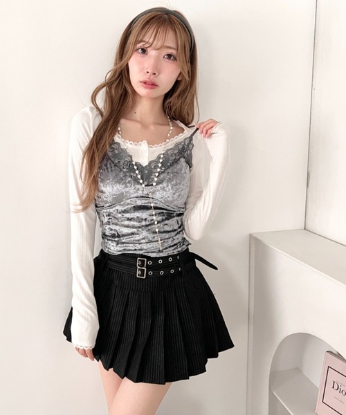 Loueme(ルエム)の「ヴィンテージレースベロアキャミソール(キャミソール・レディース・グレー/オフホワイト/ブラウン・FREE)」の6枚目の写真