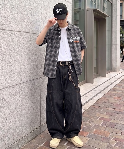 SPINNS(スピンズ)の「オンブレチェックシャツ/半袖/ラインストーンストリートロゴ/バックロゴ(シャツ/ブラウス・メンズ・ブラック・ONESIZE)」の2枚目の写真