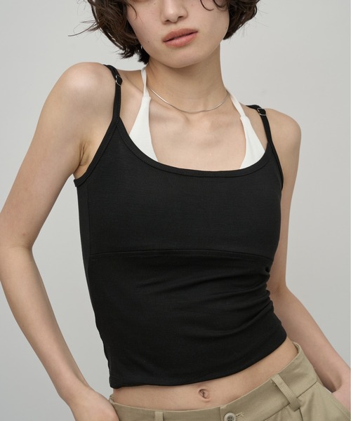 OFROOM（オフルーム）の「Bicolor Crop Cami｜バイカラークロップキャミ（キャミソール・レディース・ネイビー/ホワイト/ブラック/ブラウン・FREE）」の6枚目の写真