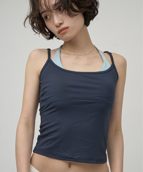 OFROOM（オフルーム）の「Bicolor Crop Cami｜バイカラークロップキャミ（キャミソール・レディース・ネイビー/ホワイト/ブラック/ブラウン・FREE）」の14枚目の写真