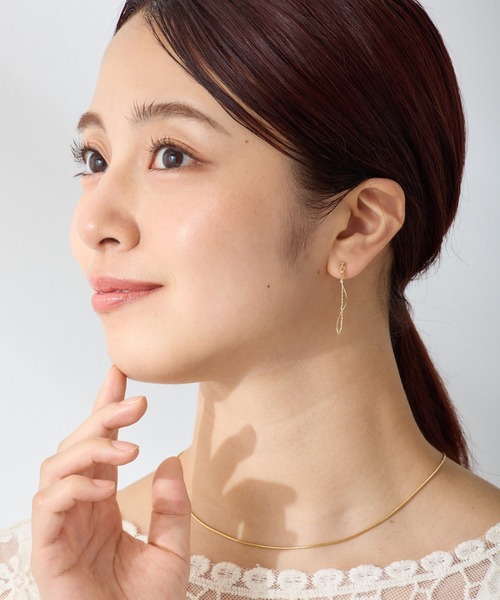 CALIN STANDARD(カリンスタンダード)の「◆金属アレルギー対応◆◆made in japan◆【痛くない】【落ちにくい】【ストレスフリーな着け心地】 スウィングチェーン ループフィットイヤリング(イヤリング・レディース・シルバー/ゴールド・FREE)」の13枚目の写真