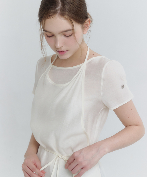 MICANE(ミケーネ)の「ピアニラブラウス-ホルタービスチェセットアップ(シャツ/ブラウス・レディース・ブラック/クリーム・1/2/4/3/5)」の4枚目の写真