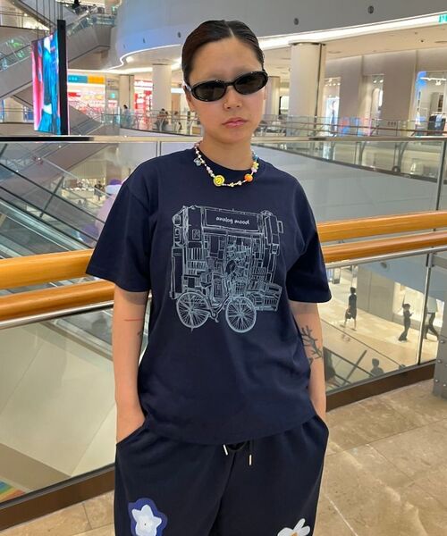 ANALOG MOOD(アナログムード)の「クラシックブックストア 半袖Tシャツ (ホワイト)(Tシャツ/カットソー・レディース・その他・SMALL/MEDIUM/LARGE/X-LARGE/2XL)」の14枚目の写真