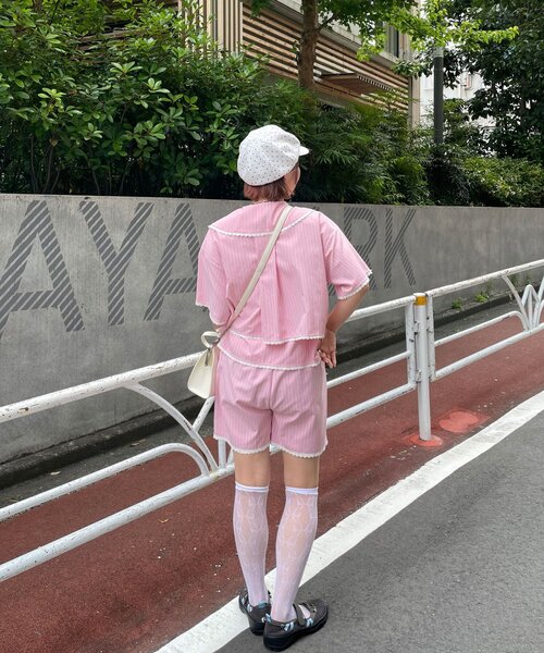 HELLO.SANFRANCISCO(ハローサンフランシスコ)の「【HELLO.SANFRANCISCO/ハローサンフランシスコ】ビックカラーストライプクロップドシャツ(シャツ/ブラウス・レディース・ピンク/ブルー・ONE SIZE)」の16枚目の写真