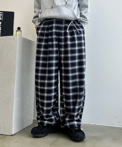 UNDERSTATEMENTs(アンダーステイトメント)の「【ユニセックス】アソートワイドカーブスラックス/ラインストライプ&無地(スラックス・メンズ・ブラック系その他/ブラウン/チャコールグレー・SMALL/MEDIUM/LARGE)」の15枚目の写真