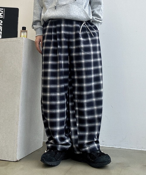 UNDERSTATEMENTs(アンダーステイトメント)の「【ユニセックス】アソートワイドカーブスラックス/ラインストライプ&無地(スラックス・メンズ・ブラック系その他/ブラウン/チャコールグレー・SMALL/MEDIUM/LARGE)」の19枚目の写真