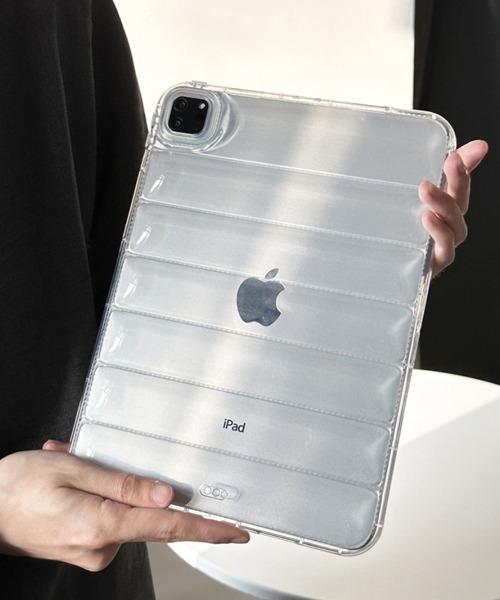 Fun & Daily（ファンアンドデイリー）の「Clear Pack iPad Case / iPad 11 / iPad mini 6/7（PC・タブレットケース・レディース・ピンク/ブラック/パープル/クリア/オレンジ・B/A）」の5枚目の写真