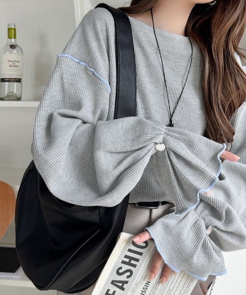classicalelf(クラシカルエルフ)の「くしゅっと袖が、可愛さの決め手。キャンディスリーブボートネックボタン使いワッフルプルオーバー (長袖)(Tシャツ/カットソー・レディース・チャコール/杢グレー/アイボリー/ベージュ・SMALL/X-LARGE/LARGE/MEDIUM)」の19枚目の写真