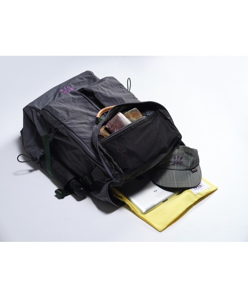 OFFWINTER(オフウィンター)の「【OFFWINTER】 機能性アウトドアバッグ (スペースシリーズ)(バックパック/リュック・メンズ・ブルー/ブラック/ダークグレー/グレー・FREE)」の10枚目の写真