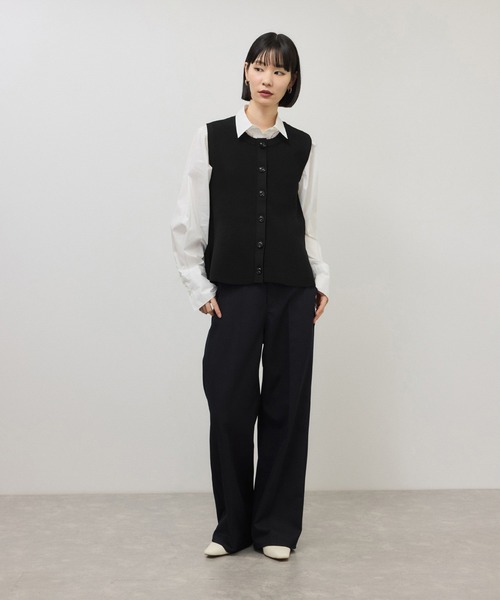 ADAM ET ROPE'(アダムエロペ)の「【WEB限定】・【サステナブル】ペプラムニットジレ(ベスト・レディース・ブラック/キナリ/グレー・FREE)」の20枚目の写真