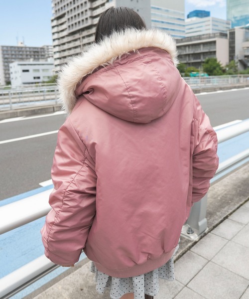 WEGO(ウィゴー)の「WEGO/【26年秋冬新作】フェイクファーフードパファーブルゾン(ダウンジャケット/コート・レディース・ブラック/カーキ/ピンク・FREE)」の5枚目の写真