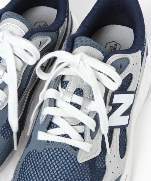 LAKOLE（ラコレ）の「【New Balance/ニューバランス】FFArishi / 656635（スニーカー・メンズ・ネイビー・LARGE）」の8枚目の写真