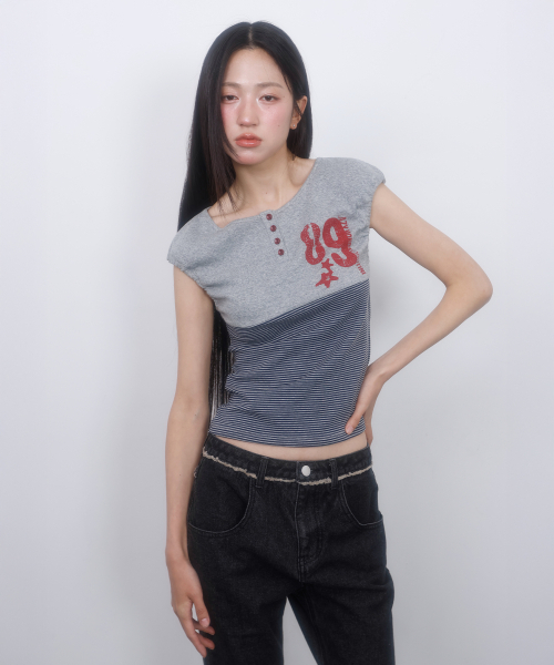 LMR(エルエムアール)の「ヘンリーネックストライプパフスリーブレスGREY(Tシャツ/カットソー・レディース・チャコールグレー・SMALL/MEDIUM)」の6枚目の写真
