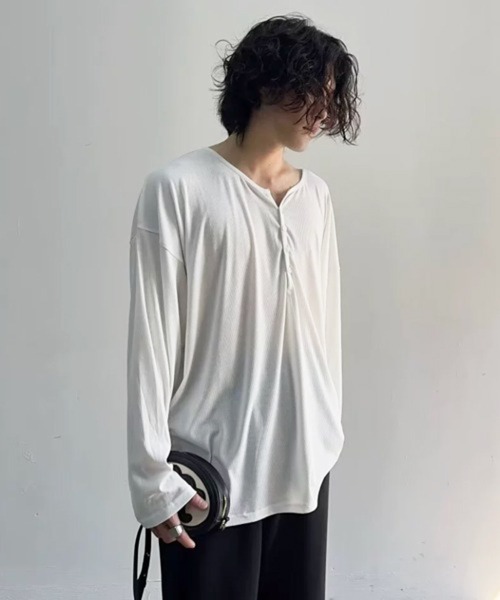 NOWLE(ノウル)の「【NOWLE】ヘンリーネック リブファブリック 長袖 Tシャツ / アーバンリラックス ロングスリーブ(Tシャツ/カットソー・メンズ・アッシュブラウン/ホワイト/ブラック/グレー・X-LARGE/LARGE/MEDIUM)」の1枚目の写真