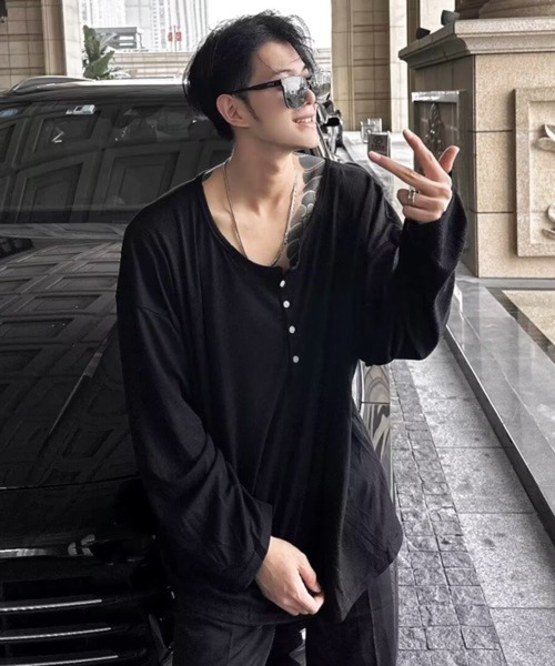 NOWLE(ノウル)の「【NOWLE】ヘンリーネック リブファブリック 長袖 Tシャツ / アーバンリラックス ロングスリーブ(Tシャツ/カットソー・メンズ・アッシュブラウン/ホワイト/ブラック/グレー・X-LARGE/LARGE/MEDIUM)」の17枚目の写真