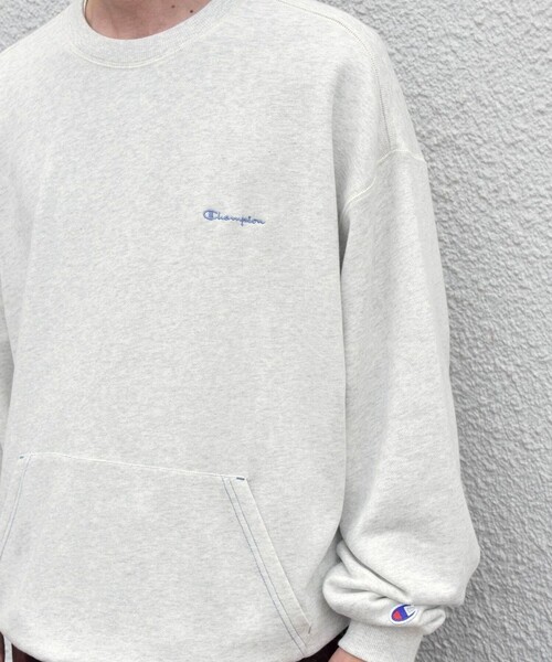 Champion（チャンピオン）の「【SHIPS any別注】Champion: ワンポイント ロゴ 刺繍 ステッチ リラックス スウェット◇（スウェット・メンズ・ブラック/ブルー/ナチュラル/グレー/レッド・SMALL/MEDIUM/LARGE/X-LARGE）」の4枚目の写真