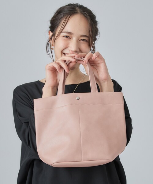 SHOO・LA・RUE(シューラルー)の「【2WAY】内装4ポケットトートバッグ(トートバッグ・レディース・ナチュラル/ブラック/ピンク系・00)」の3枚目の写真