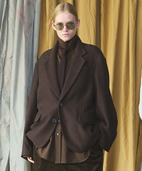 MAISON SPECIAL(メゾンスペシャル)の「《UNISEX》ブッチャーファブリックプライムオーバーサイドジップシングルジャケット/Butcher Fabric Prime-Over Side-zip Single Jacket【MAISON SPECIAL/メゾンスペシャル】■セットアップ対応■(テーラードジャケット・メンズ・ブラック/ブラウン/パープル・2/1/0)」の2枚目の写真