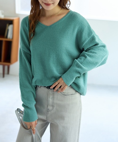 alotta(アロッタ)の「ゆるっとふんわりドルマンニット(ニット/セーター・レディース・モカ/レッド/グリーン/ブラック・M/L/LL)」の3枚目の写真